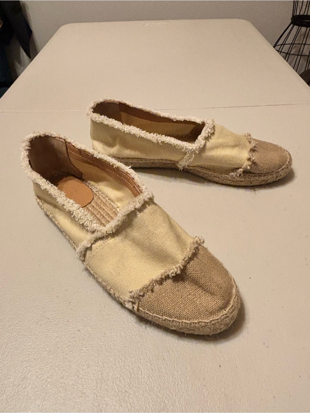 Castaner Kampala Two-Tone Cream and Beige Canvas Espadrilles 40 - Picture 4 of 7